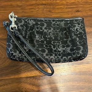 Authentic COACH Wristlet